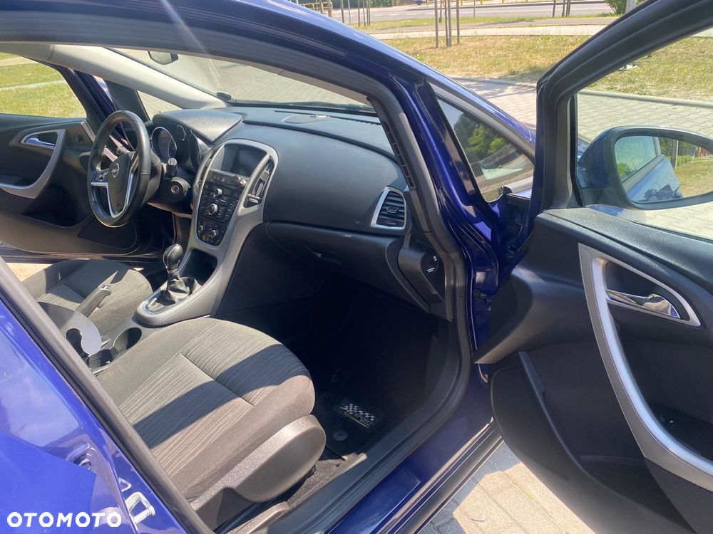 Opel Astra - 10