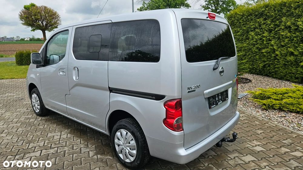 Nissan NV 200 Evalia - 3