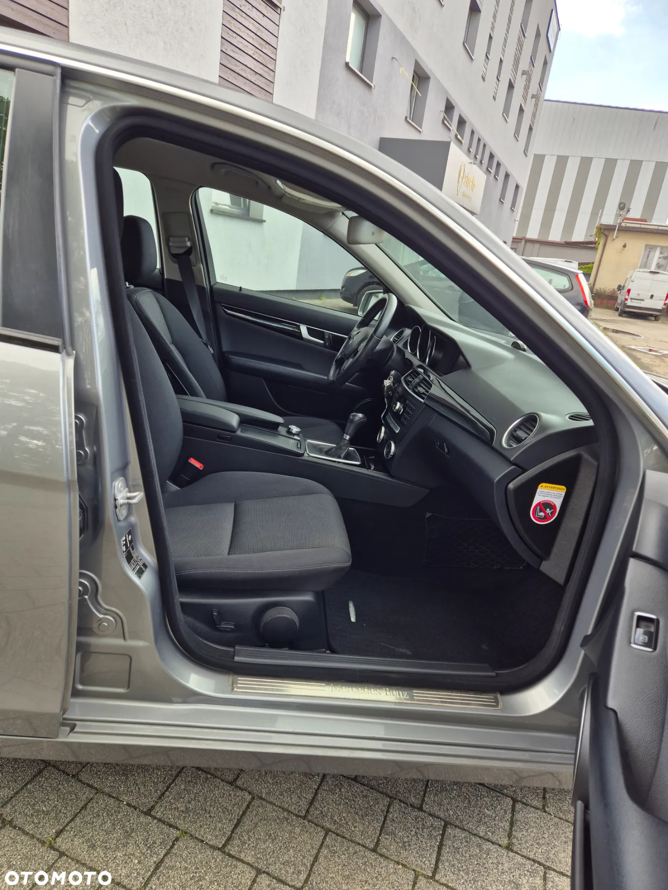 Mercedes-Benz Klasa C 220 CDI BlueEff Elegance - 14
