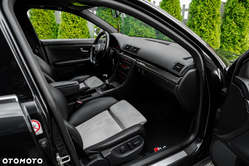 Audi S4 Avant Standard - 21