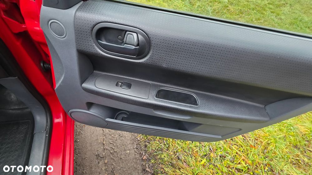 Mitsubishi Colt 1.3 Intense - 23