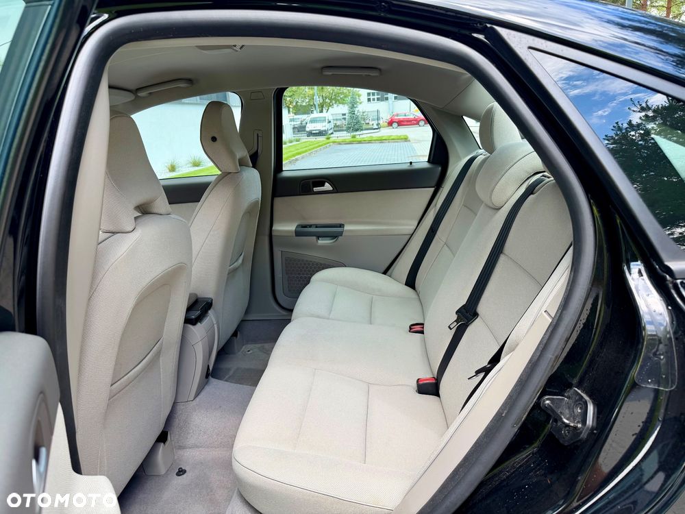 Volvo S40 2.0 - 11