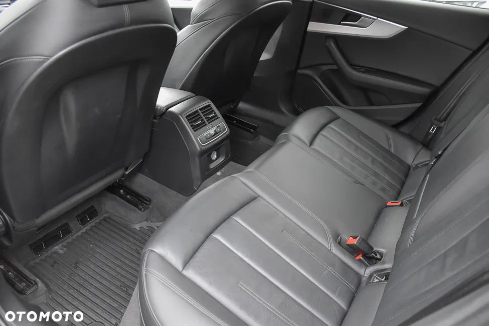 Audi A4 Allroad - 35