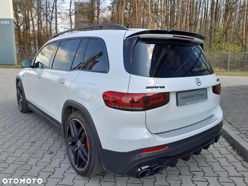 Mercedes-Benz GLB - 4