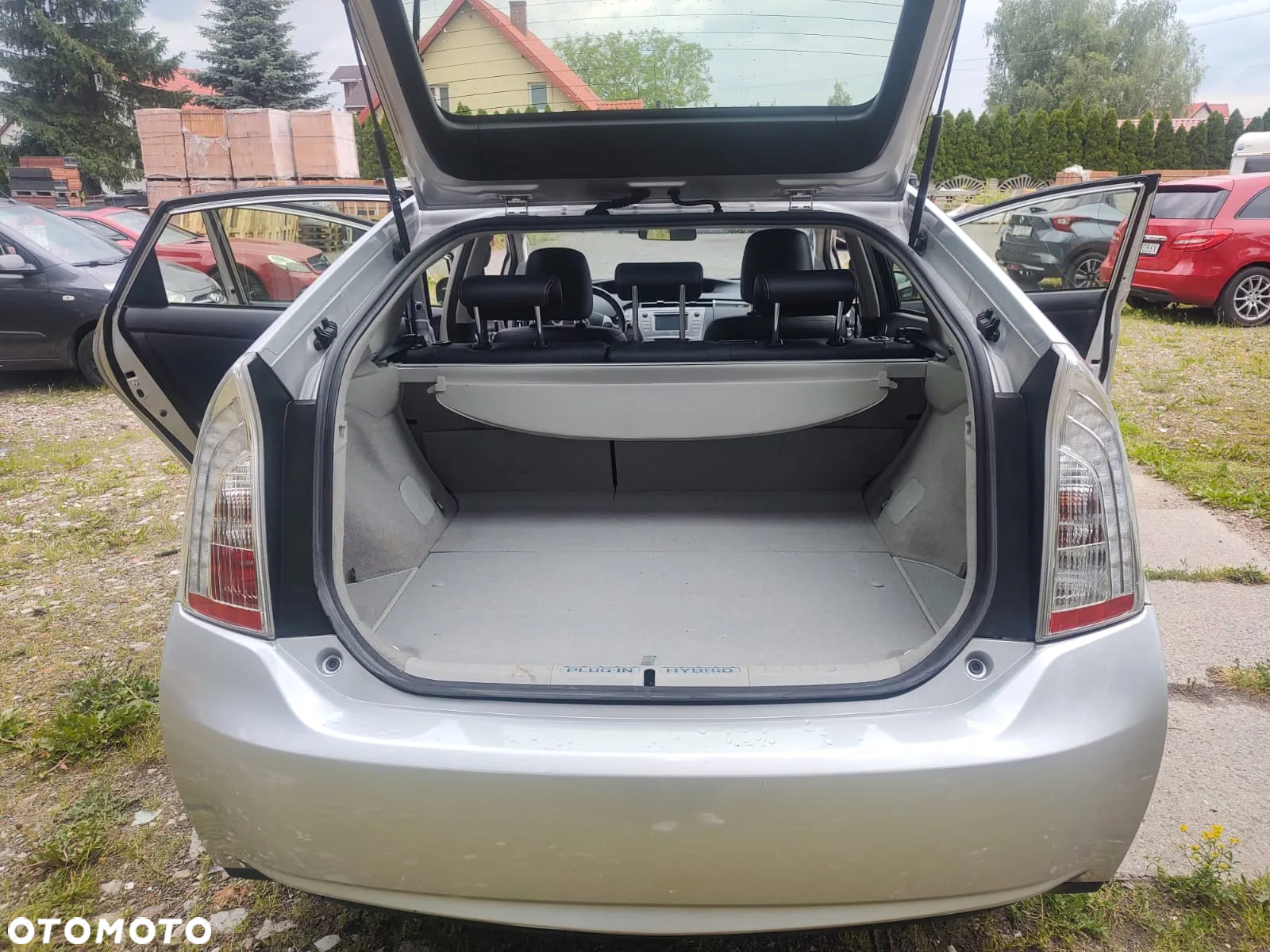 Toyota Prius Plug-in 1.8 HSD Premium - 8