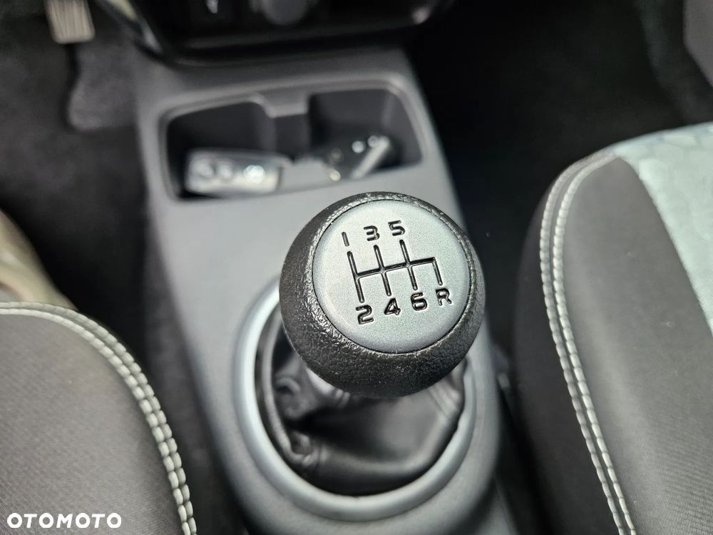 Suzuki SX4 2.0 DDiS 4x4 Style - 27