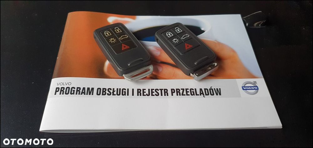 Volvo XC 70 D4 AWD Dynamic Momentum EU6 - 23