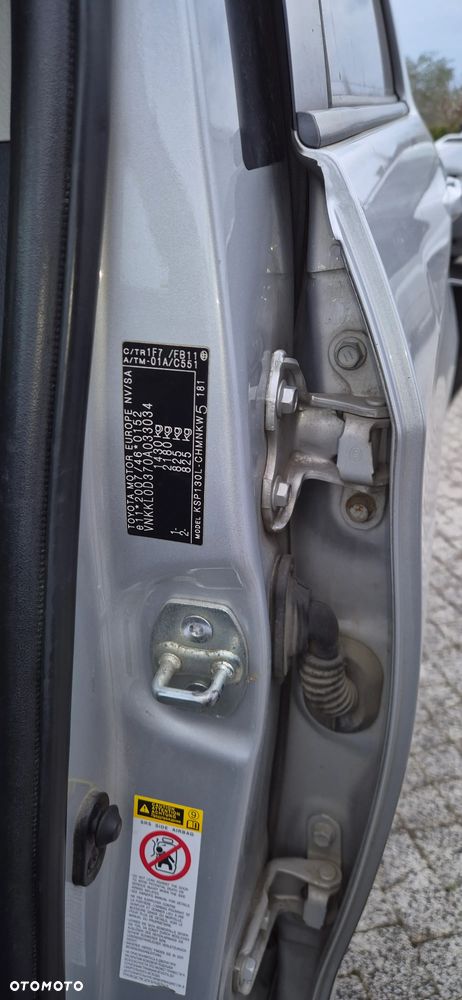 Toyota Yaris 1.0 Active - 5