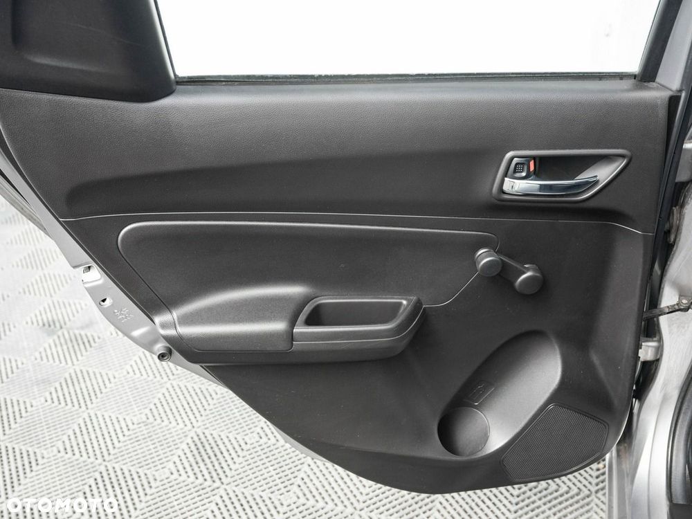 Suzuki Swift - 19