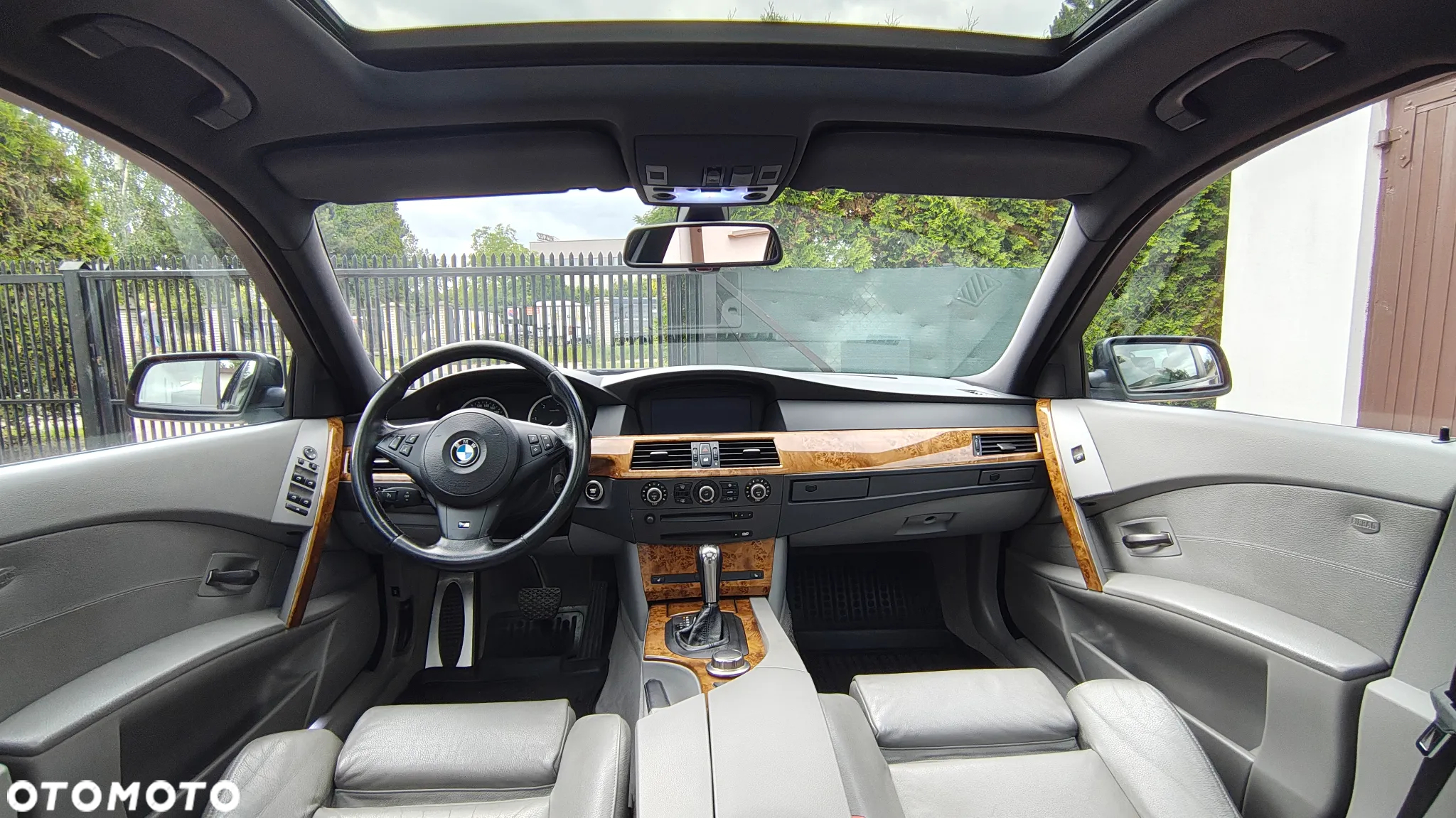 BMW Seria 5 530xd Touring - 13