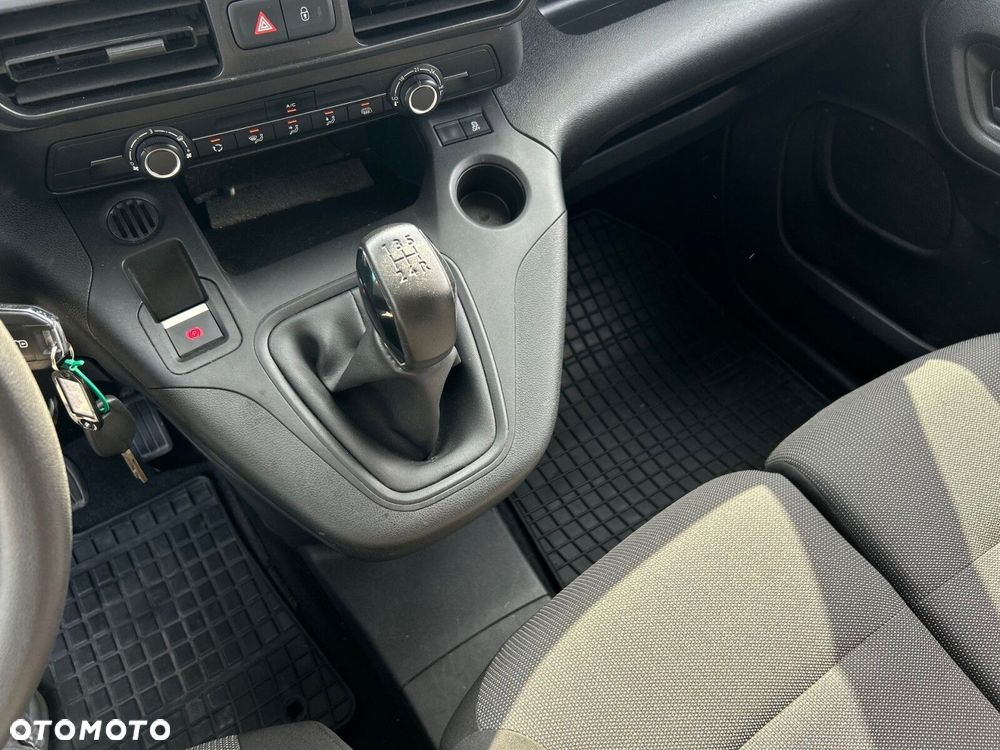 Opel Combo - 18