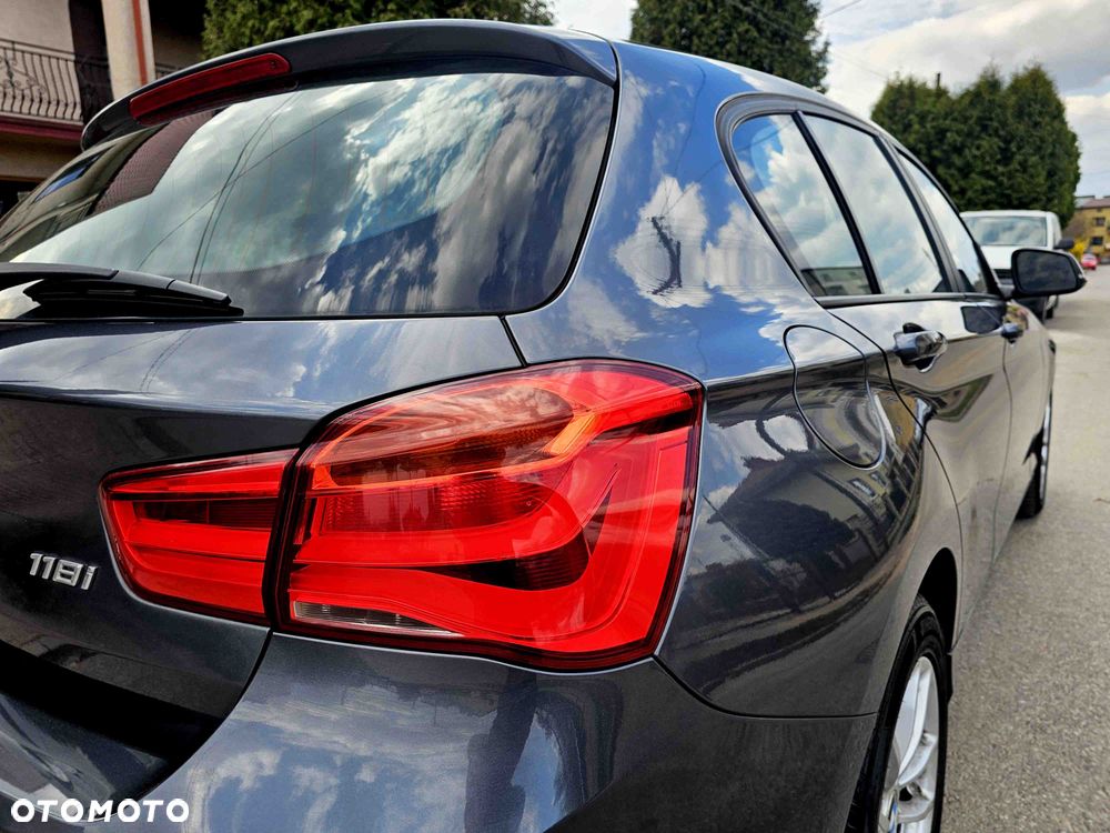 BMW Seria 1 118i Edition Metropolitan - 10