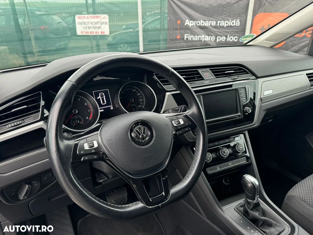 Volkswagen Touran 1.4 TSI DSG Comfortline - 34