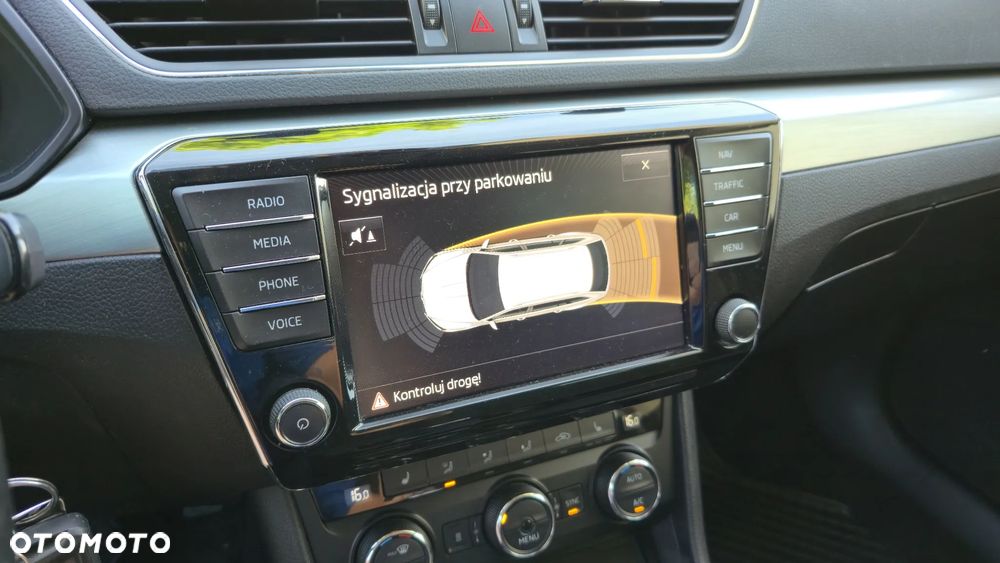 Skoda Superb 2.0 TDI Ambition DSG7 - 19