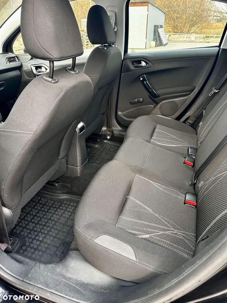 Peugeot 208 1.2 VTi Active Pack - 9