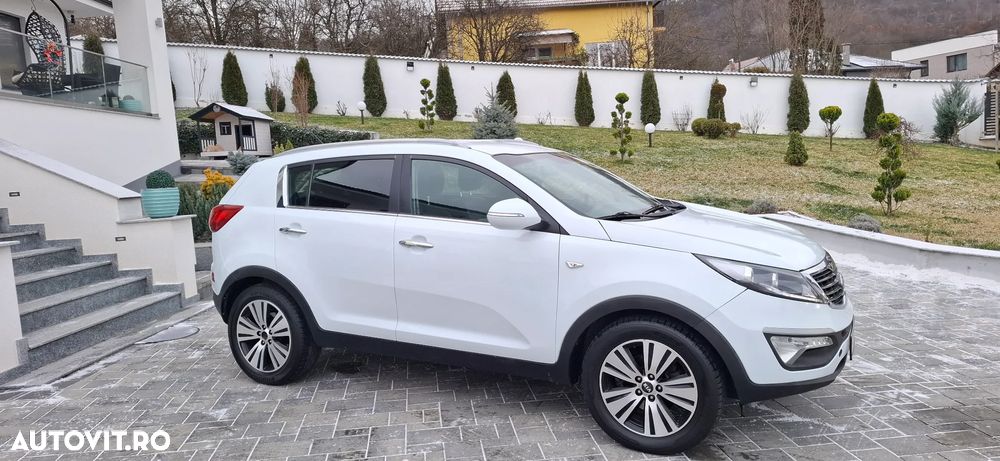 Kia Sportage 2,0 CRDI AWD Dream-Team Edition - 17