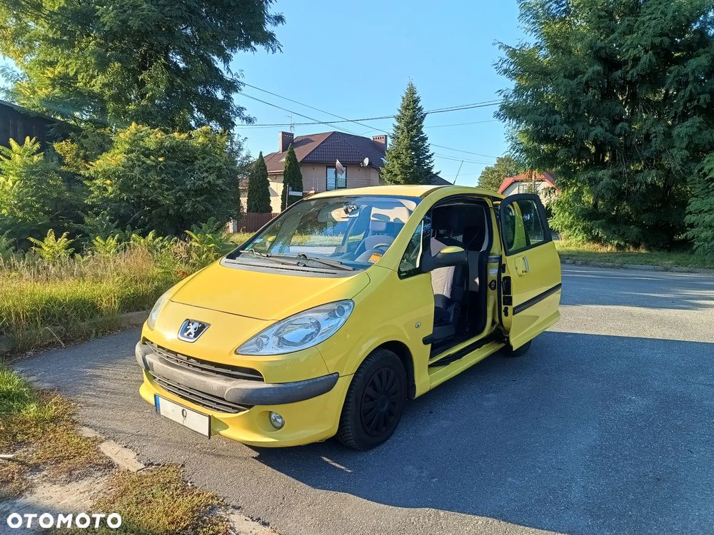 Peugeot 1007 1.4 Trendy - 6