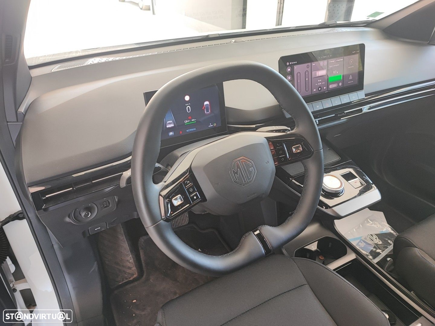 MG MG4 64 kWh Comfort - 3
