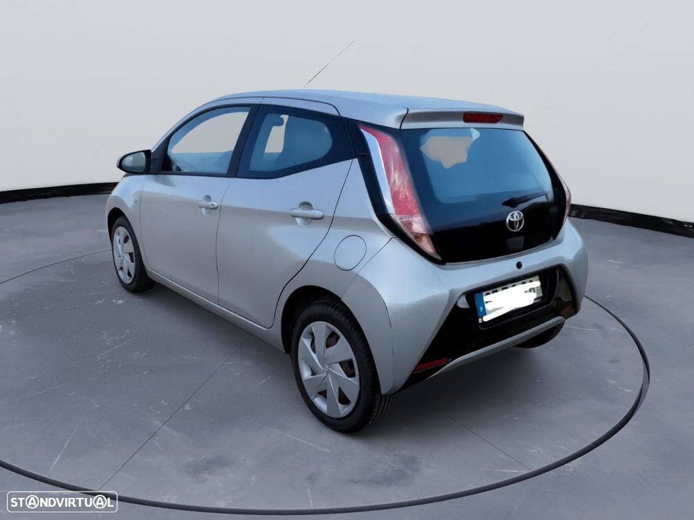 Toyota Aygo 1.0 X-Play - 15