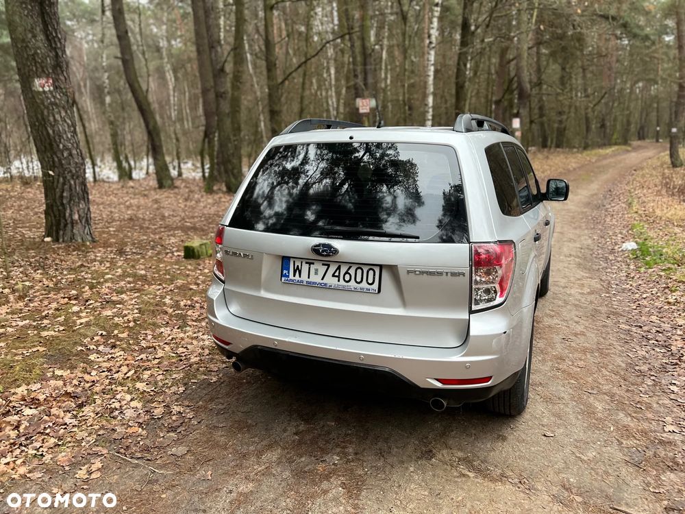 Subaru Forester 2.0 XA Euro5 - 9
