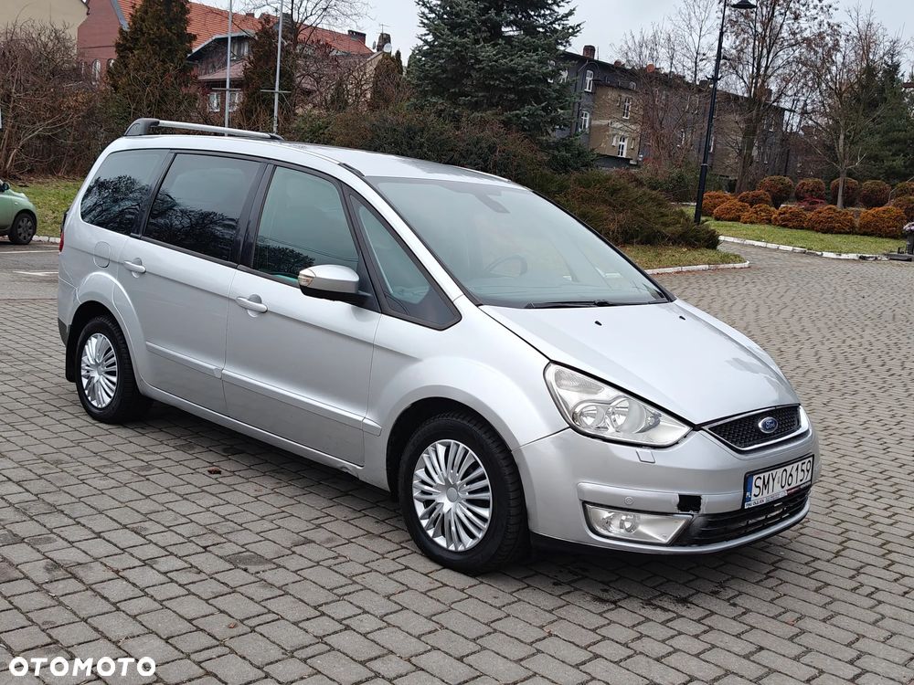 Ford Galaxy 2.0 TDCi Ghia - 14