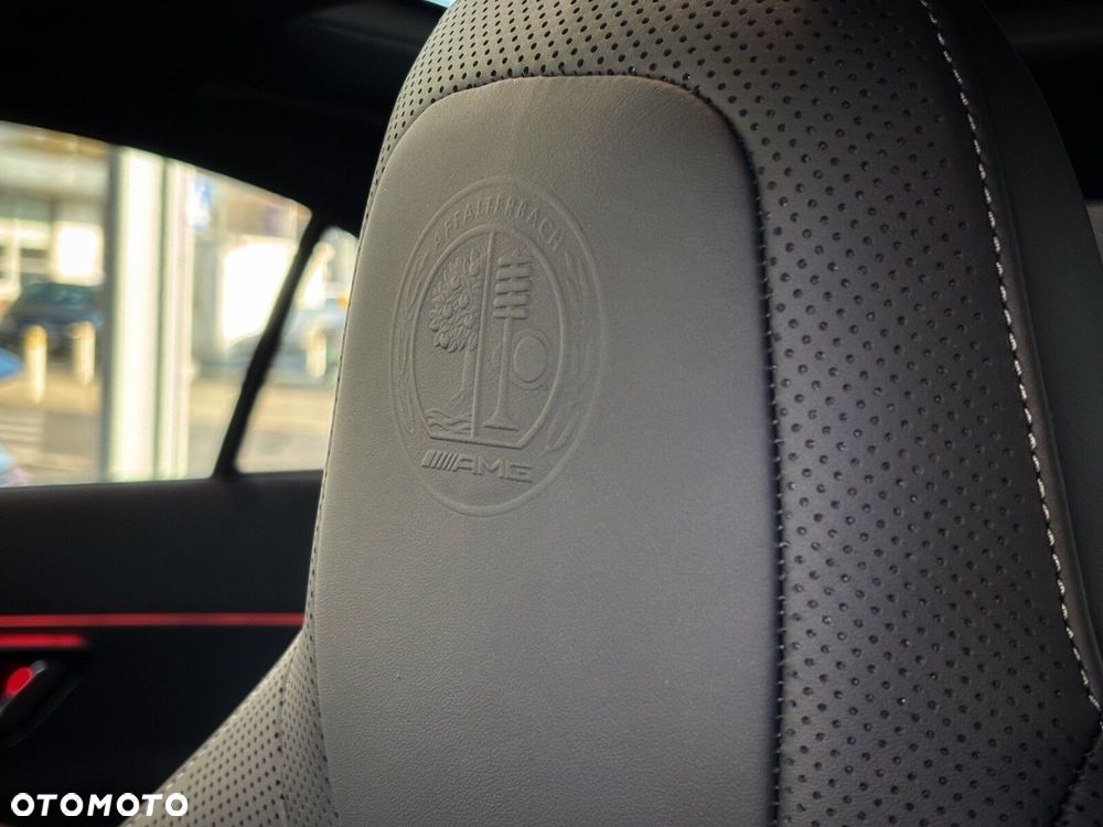 Mercedes-Benz Klasa E - 15