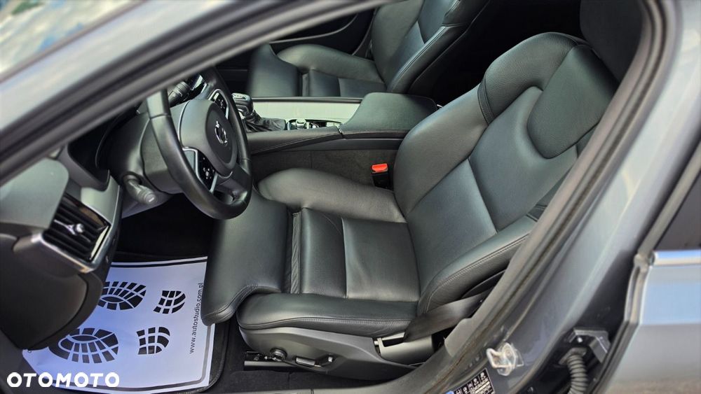 Volvo S90 - 12