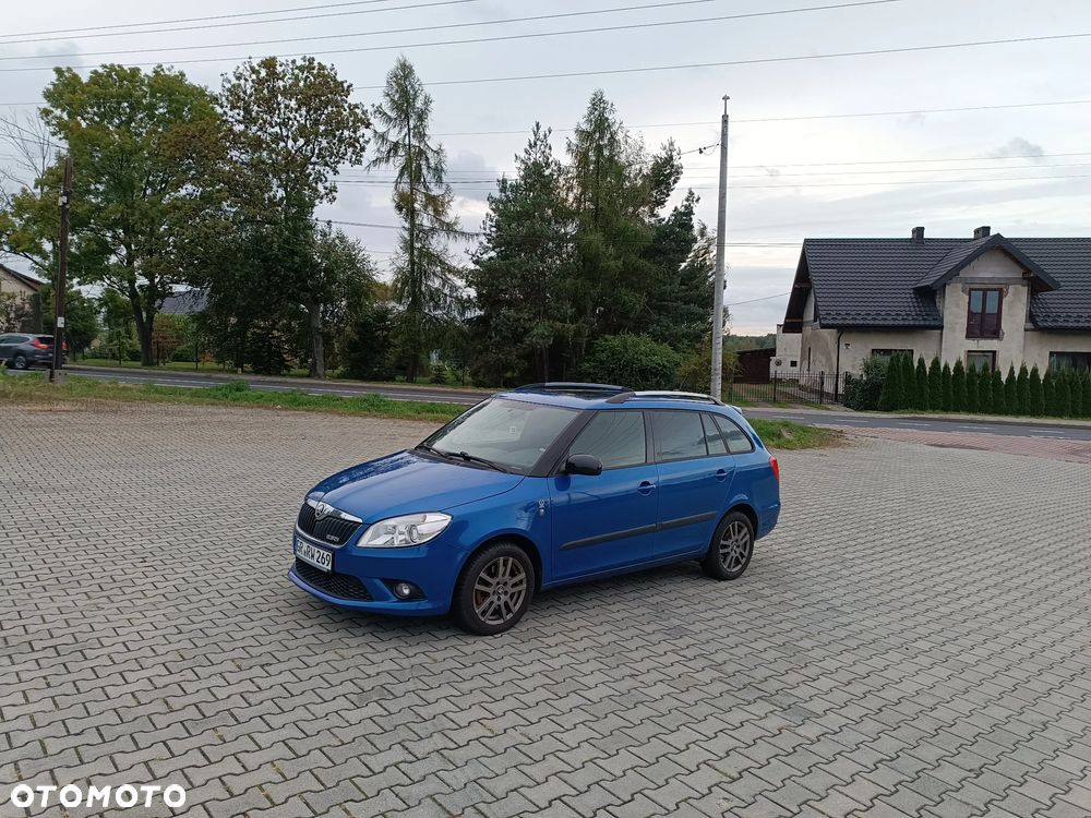 Skoda Fabia 1.4 TSI DSG RS - 1