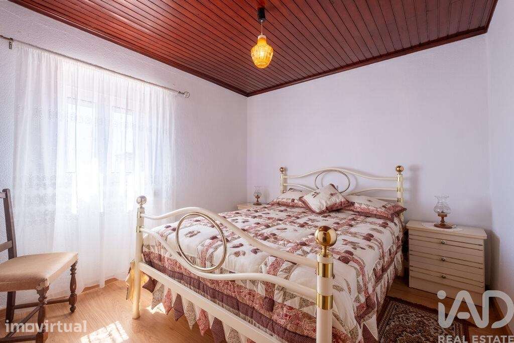 Casa de Campo T3 em Vila Nova de 150 m2 - Grande imagem: 4/35