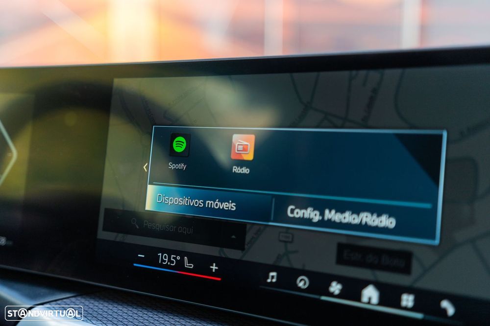 BMW i4 eDrive40 Desportiva M - 13