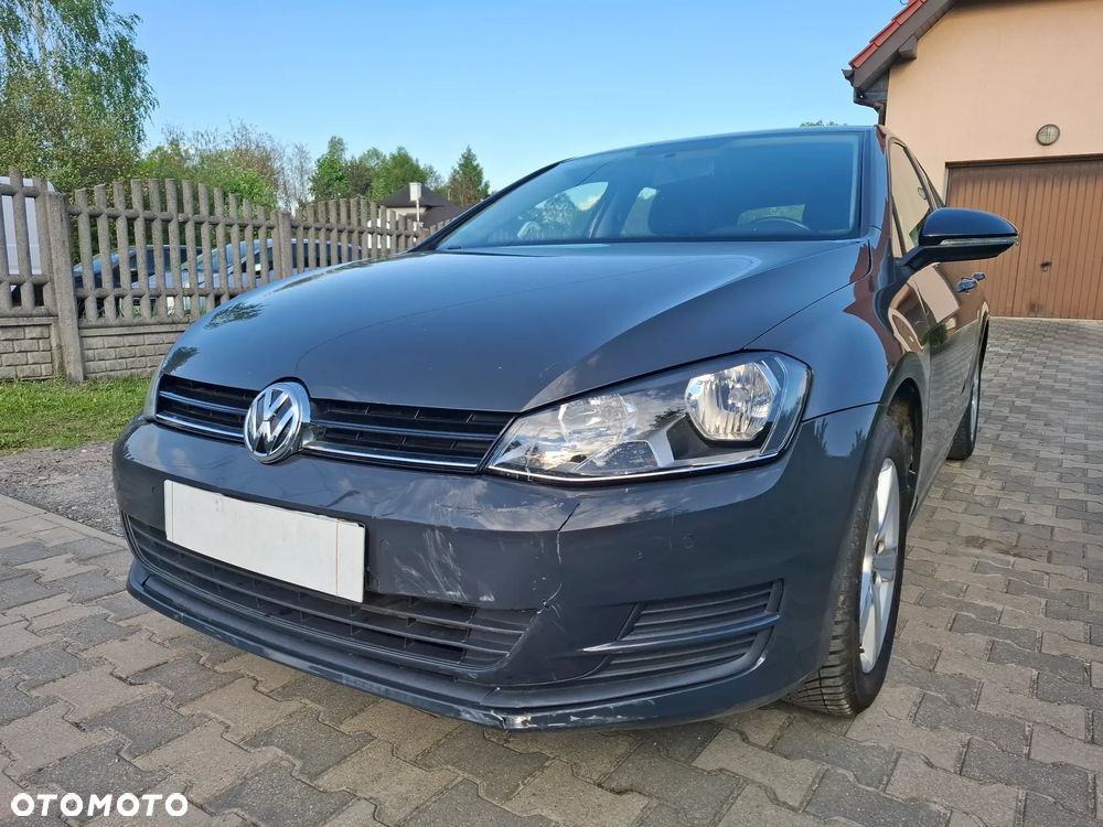 Volkswagen Golf - 10