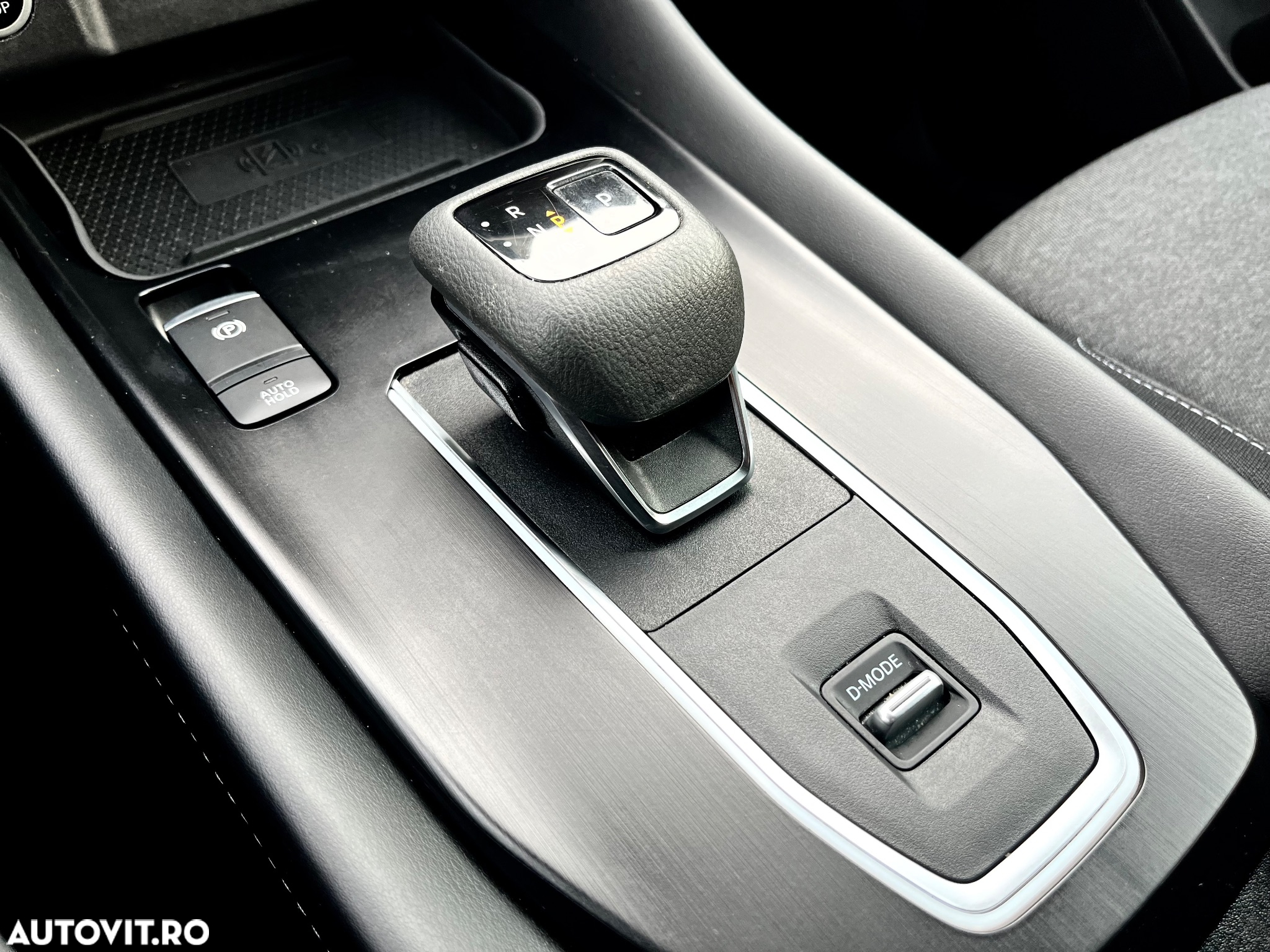Nissan Qashqai 1.3 l Mild-Hybrid X-Tronic N-Connecta - 33