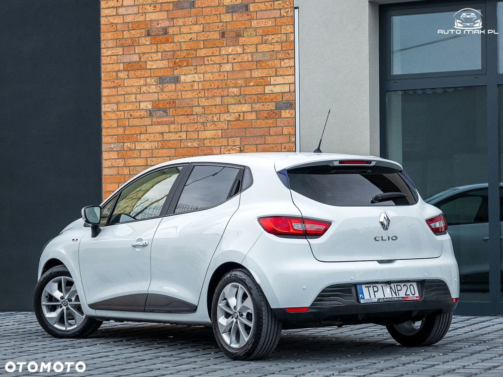 Renault Clio 1.2 16V 75 Life - 3