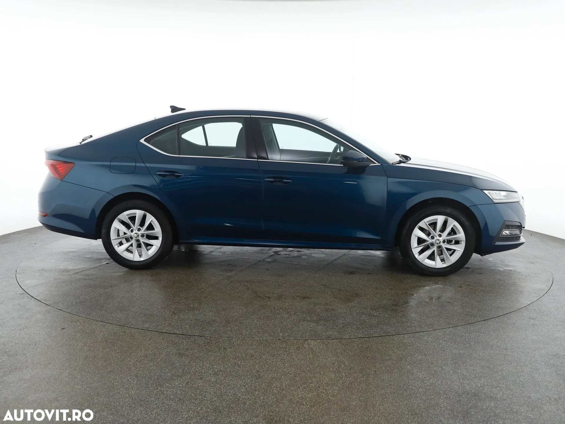 Skoda Octavia 1.5 TSI DSG MHEV Style - 6