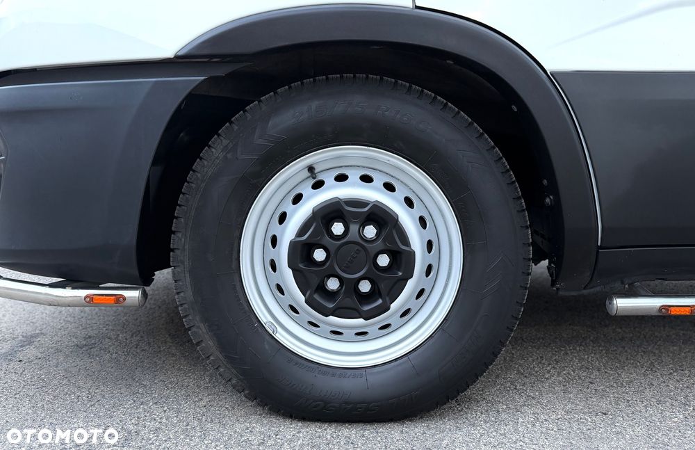 Iveco DAILY 35-180 3.0 DIESEL 175KM - 17