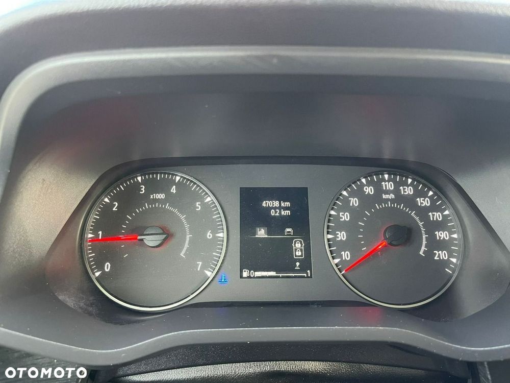 Renault Trafic - 18
