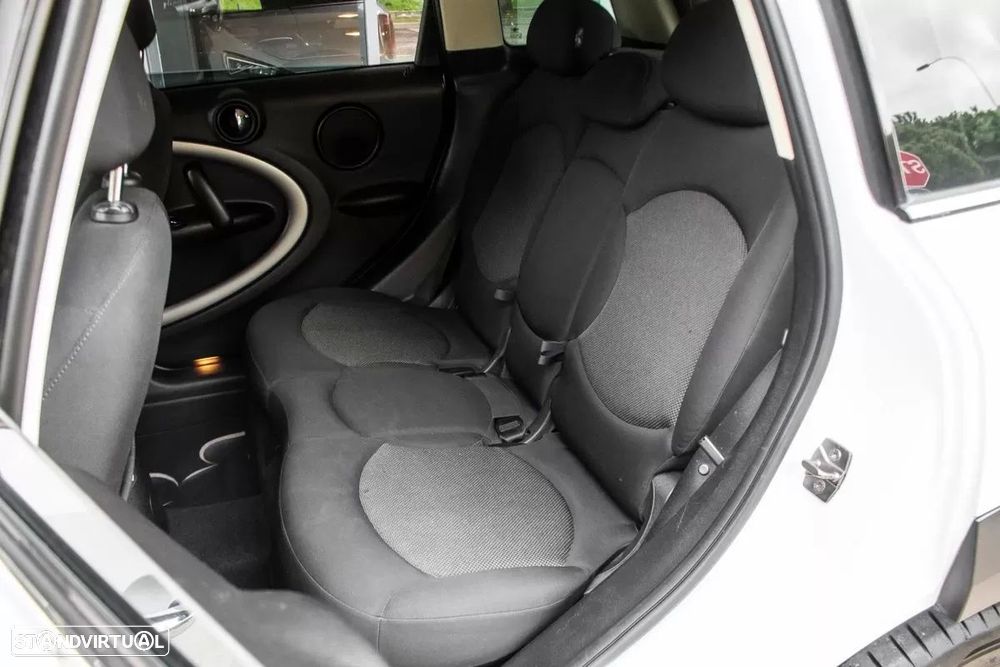 MINI Countryman One D - 23