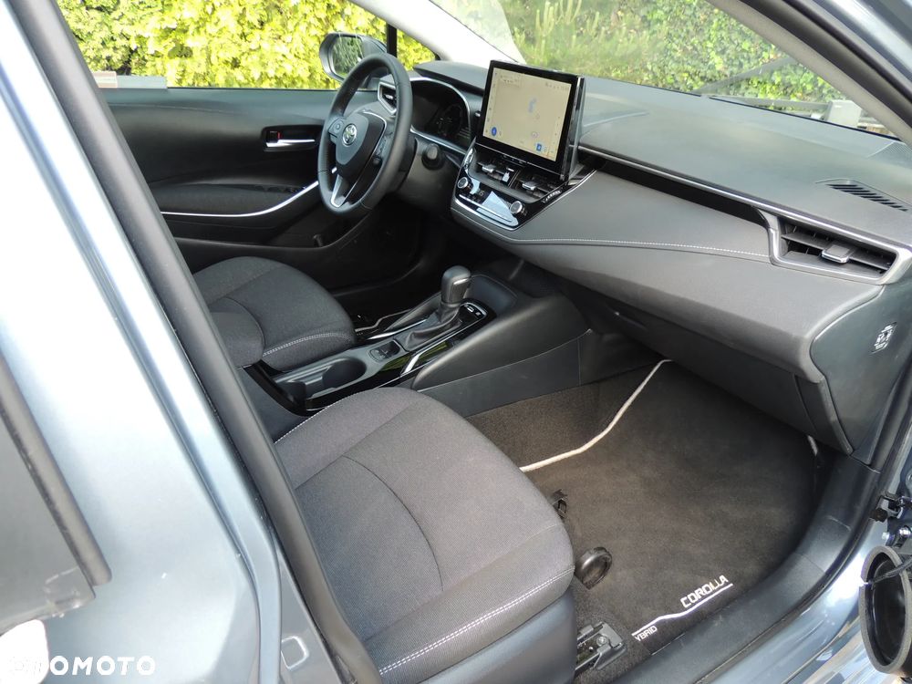 Toyota Corolla 1.8 Hybrid Comfort - 26
