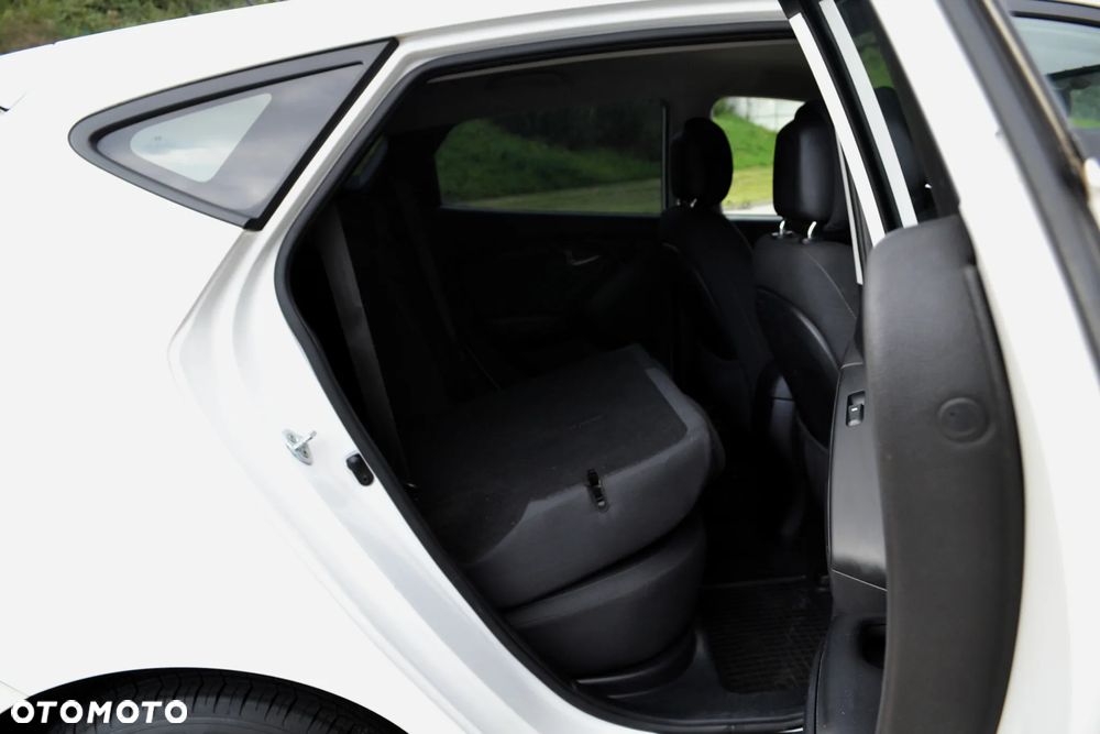 Hyundai ix35 1.7 CRDi Comfort 2WD - 13