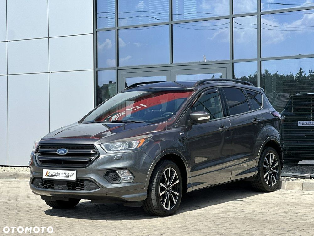 Ford Kuga 1.5 EcoBoost 2x4 ST-Line - 4