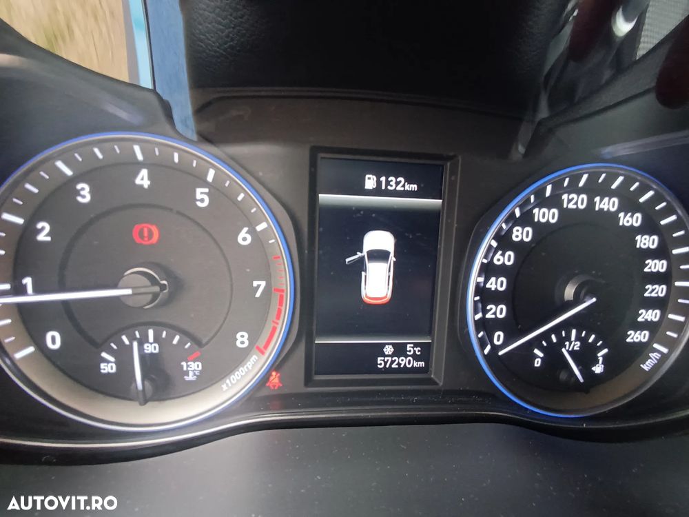 Hyundai KONA 1.0 T-GDI 120 CP 6MT 2WD Comfort - 31