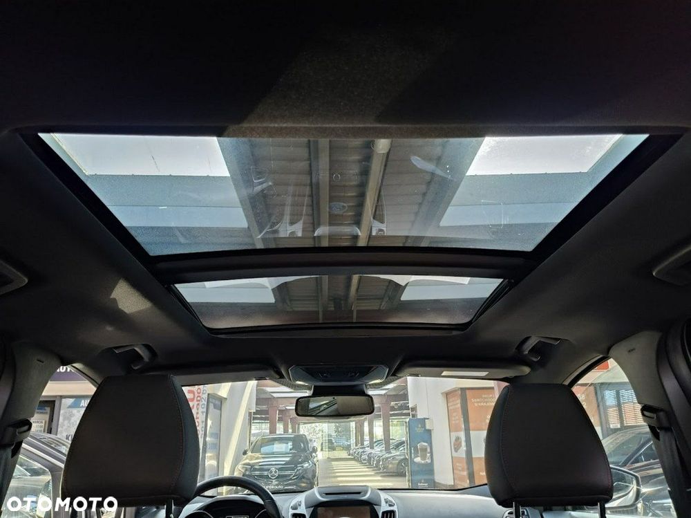 Ford Kuga 2.0 TDCi AWD ST-Line - 18