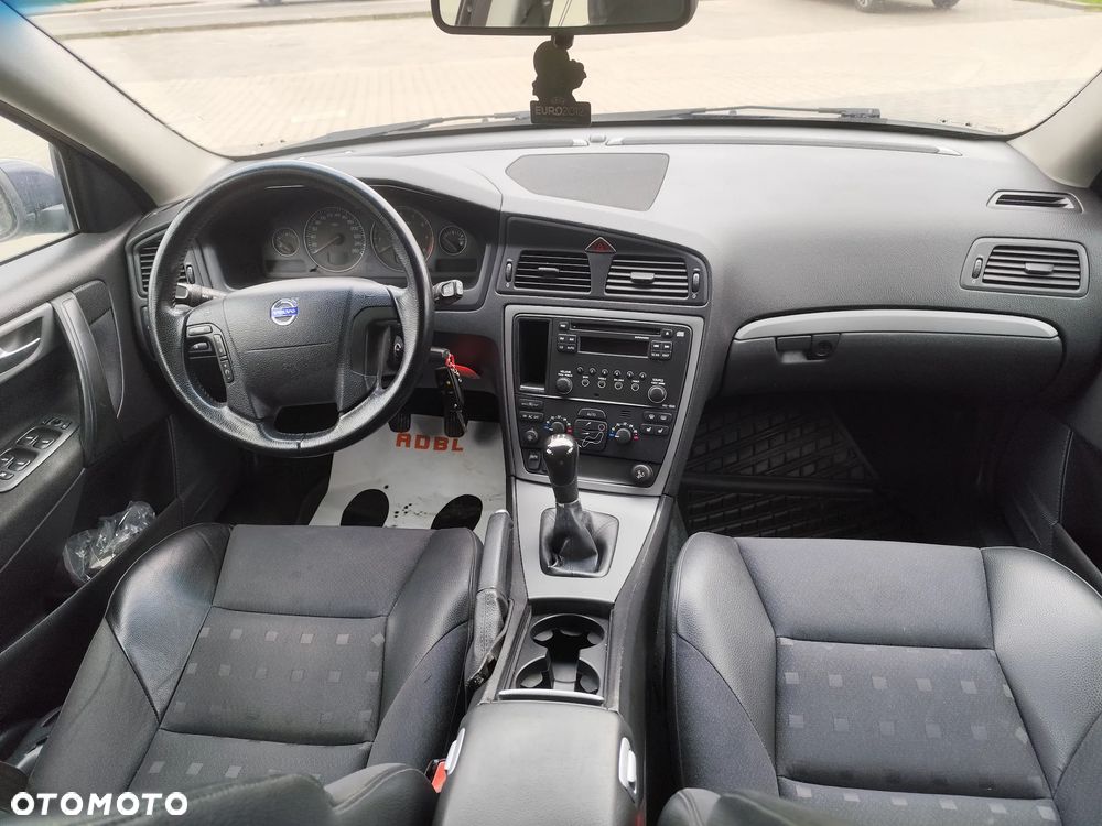 Volvo V70 2.4 Edition - 4