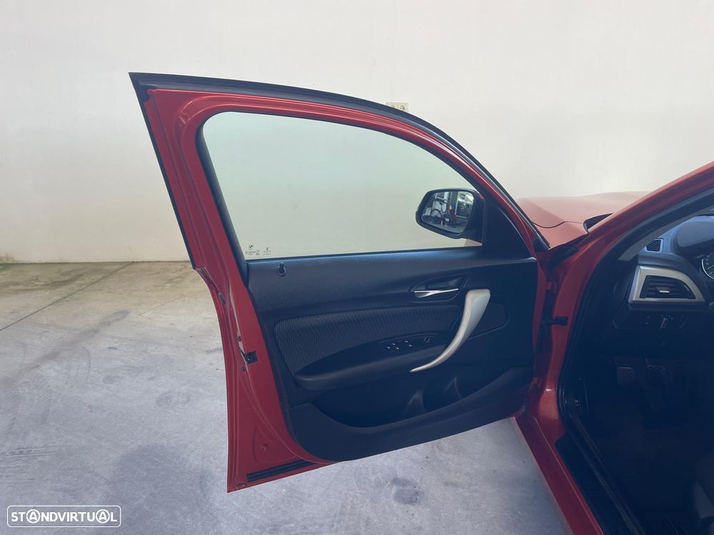 BMW 116 d EfficientDynamics Edition Sport Line - 22