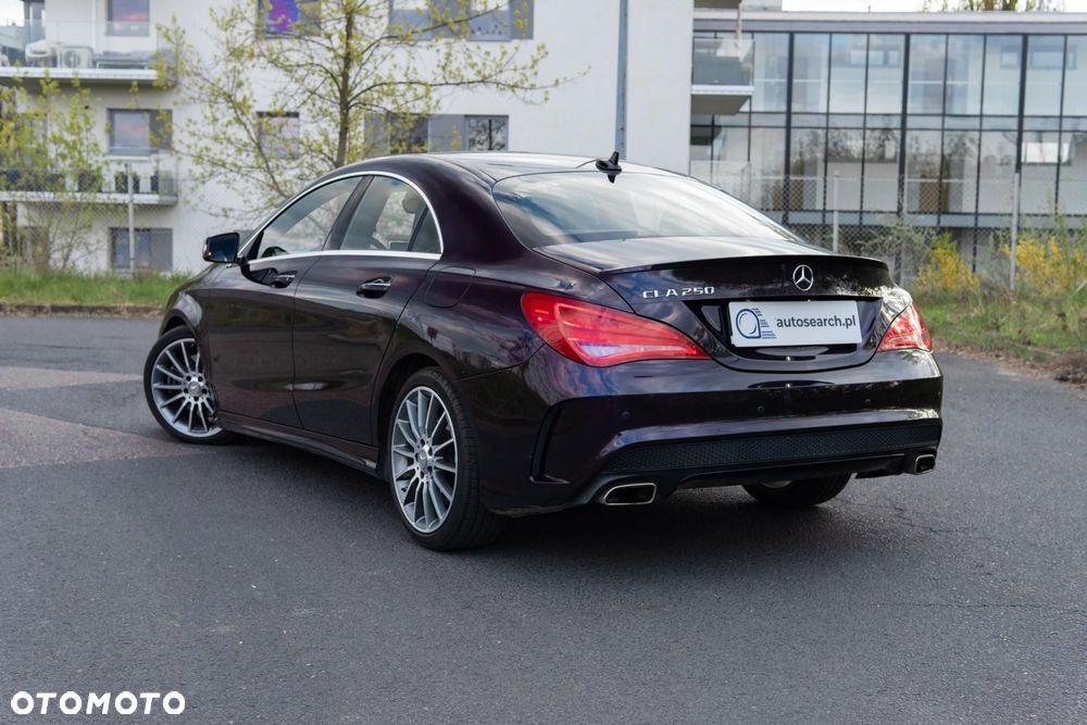 Mercedes-Benz CLA 250 7G-DCT AMG Line - 7
