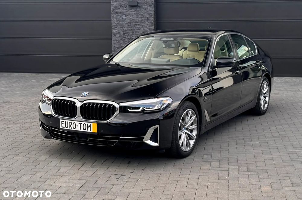 BMW Seria 5 530e Luxury Line sport - 14