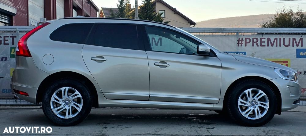 Volvo XC 60 D4 AWD Geartronic Kinetic - 10