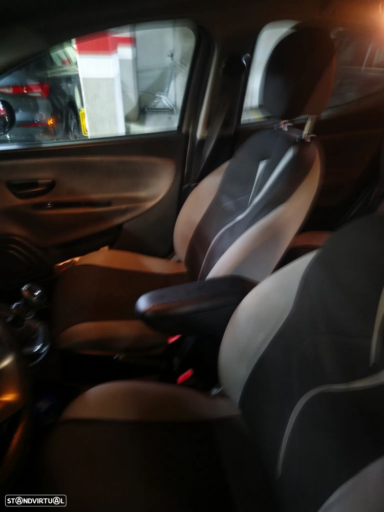 Lancia Ypsilon 1.2 S&S Gold - 7