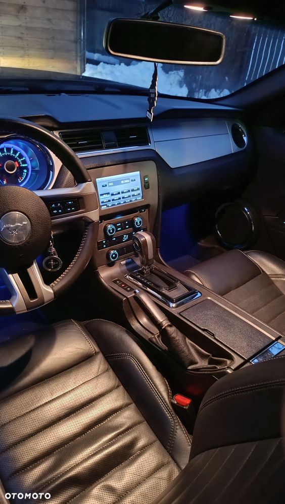 Ford Mustang 3.7 V6 Premium - 15