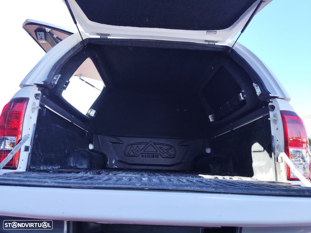 Toyota Hilux 2.4 D-4D 4WD CD CM - 12